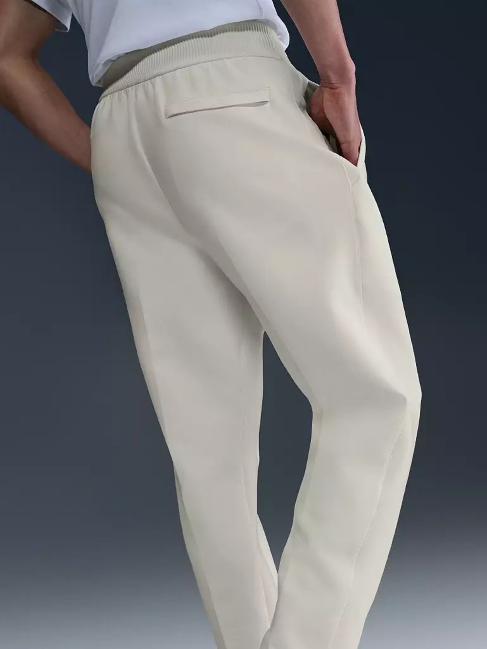 Nike 24.7 ImpossiblySoft Dri-FIT Pants Sail Men’s M NWT